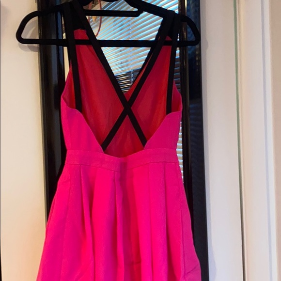 Really cute skater girl neon pink dress - Picture 4 of 4